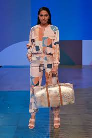 R Elan Presents Talisman Collection By Pankaj Nidhi Ahuja At Lfw 2020 Digital First Season Fluid Edition Thefactnews Pankaj & nidhi, a brand which was launched in the year 2006 is known for its fresh appeal and crisp fashion.
