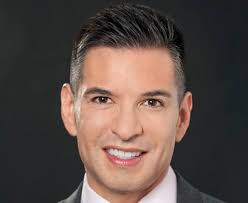 Everett Peña, Realtor