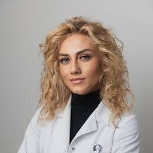 Dr n. med. Izabela Nowak