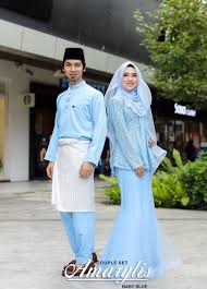 A wide variety of baby baju kurung options are available to you, such as supply type, clothing type, and ethnic region. Pin By Aisyah On Baju Kurung Peplum Kebaya Lace Fashion