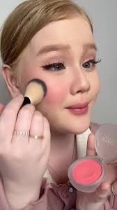 Review Blush On Stacy: Squeeze dan Pigmented!