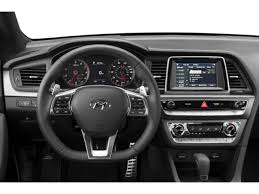 It has an abundance of available safety features, a good safety score, and lots of cargo and passenger space. 2019 Hyundai Sonata Ratings Pricing Reviews And Awards J D Power