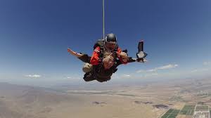 There are many great locations for tandem skydiving. Skydive Phoenix 76 Photos 118 Reviews Skydiving 56580 W Dasher Dr Maricopa Az Phone Number