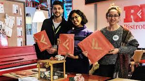 Fondata nel 1964, mani tese è una organizzazione non governativa (ong) ed una organizzazione non lucrativa di utilità sociale (onlus). Mani Tese Campagna Molto Piu Che Un Pacchetto Regalo Ricerca Di 300 Volontari Sul Padovano