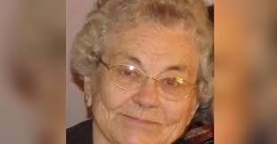 Evelyn Preston's Instagram, Twitter & Facebook