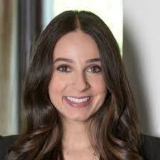 Ashlee Fox's Instagram, Twitter & Facebook