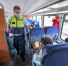 13,553 likes · 227 talking about this · 13,146 were here. Deutsche Bahn Keine Maske Kein Zug Droht Jetzt Bald Das Chaos Welt