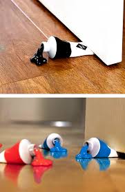 Evinize Yepyeni Bir Soluk Getirecek 37 Eglenceli Kapi Tutacagi Room Decoration Love In 2020 Home Gadgets Household Gadgets Door Stop