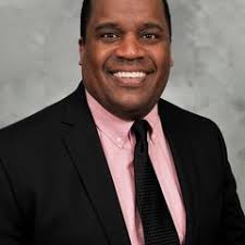 Shawn Vinson's Instagram, Twitter & Facebook