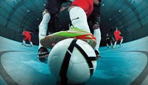 Di bagian tengah lapangan pastikan bahwa ada garis melintang, dan juga selain itu pada garis gawang di bagian titik ujung dan juga sisi gawang dalam yang berukuran sekitar 8 cm. Mengenal Ukuran Lapangan Futsal Standar Nasional Okezone Bola