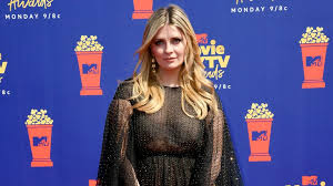 Mit o.c., california gelang mischa barton , 35, der durchbruch. Sehr Verandert So Sieht O C Star Mischa Barton Heute Aus Promiflash De