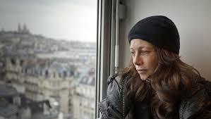 Découvrez les 26 épisodes de la saison 5 de la série les mystères de l'amour. Mallaury Nataf Ex Star Des Series Ab Productions Va Tourner Dans Les Mysteres De L Amour Ladepeche Fr
