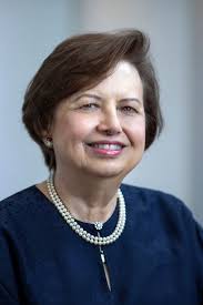 Tun daim zainuddin, tan sri zeti akhtar aziz, tan sri hassan marican, tan sri robert kuok tan sri hassan marican, 65. Zeti Akhtar Aziz Family Bekas Gabenor Bnm Tan Sri Dr Zeti Akhtar Aziz Dakwa Bank Media In Category Zeti Akhtar Aziz Nancylocsan
