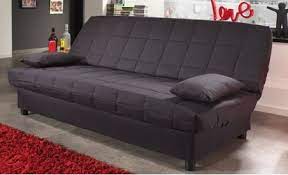 Un canapé convertible de type clic clac peut être acquis à partir de seulement 150 euros mais il est préférable d'en acheter un de bonne qualité si l'on dort confortable ayant une bonne durée de vie. Canape Clic Clac Pas Cher Le Depot Canape