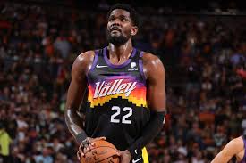 Ayton has an over/under of 15.5 points in sunday's matchup with the milwaukee bucks.ayton has averaged 14.8 points and 10.9 rebounds thus far this season while shooting 64.1% from the floor. 3otv8ol1g7ly2m