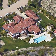 Khloe kardashian s move had nothing to do with tristan. Khloe Kardashian S House In Calabasas Ca Google Maps