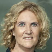 Met veel enthousiasme maak ik vandaag de overstap naar het Ministerie van  Landbouw, Natuur en Voedselkwaliteit om daar aan de slag te gaan bij als  directiesecretaris van de directie Bestuurlijke en… |