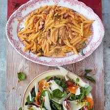 Its Recipe Of The Day People A Loverly Pasta Salad Jamie Oliver Jamie S 15 Minute Meals Carbonara Pasta Pasta Recipes