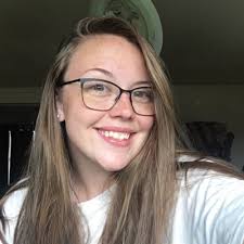 Lisa Stokesbury (@LisaStokesbury)