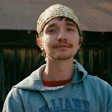 On this week's episode of the Fretboard Journal Podcast, we introduce you  to Brooklyn-based guitarist @i_stalling_. Isaac sits down with editor  @sofiawolfson to talk about his musical roots in Oklahoma City, moving