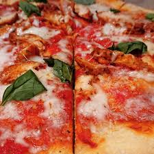 Pizza With Peri Peri Chicken Chicken Pizza Whole Food Recipes Top Chicken Recipes