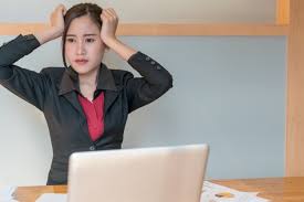 Toleransi berasal dari bahasa latin 'tolerare' yang artinya sabar dan menahan diri. Teman Ada Yang Ocd Bagaimana Cara Memahaminya Urbanasia Com