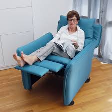 Hochwertiger Relaxsessel Fur Junggebliebene Senioren Relaxsessel Relaxen Sessel