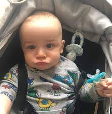 Who ever chucked themselves into the canal off their nuts like these lads  did 😂😂😂🎧🎹🎶