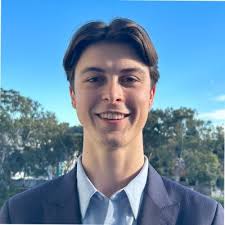 As my 4 years at USC are coming to an end, I am extremely excited to  announce that I will be working with Fizz post graduation. I am especially  thrilled about the