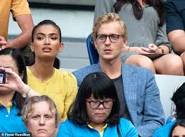 Dutton, susan ruttan, kevin dunn. Kelly Gale Snaps Some Sultry Selfies With Boyfriend Johannes Jarl At The Australian Open Express Digest