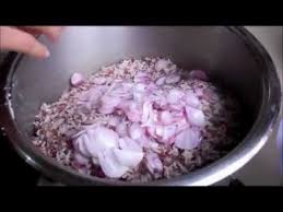 Nasi dagang ini menggunakan beras wangi dan gulai yang khas dgn set lengkap nasi dagang vintage terengganu ini mengandungi 1.beras wangi 2.pes gulai(hanya perlu tambah air dan santan) 3.asam keping(utk. Resepi Nasi Dagang Tanak