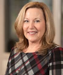 Yvonne Akers's Instagram, Twitter & Facebook