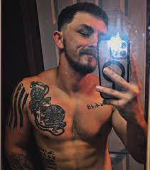 How can a type 1 diabetic bulk up to 190 pounds without gaining fat?