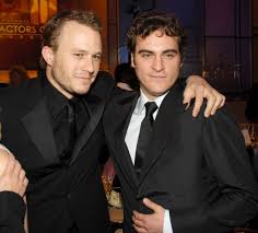 Heath ledger left an astonishing body of work in his tragically short life. Were Joaquin Phoenix And Heath Ledger Friends Popsugar Celebrity