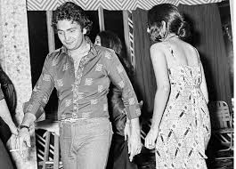 Indian actor rishi kapoor, who starred in bollywood hits such as bobby and mera naam joker, died on thursday from leukemia, his family said. Obituary Rishi Kapoor Bollywood S Forever Youthful Heartthrob Bbc News