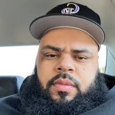 Jerlaine Little (@Noniicheeks)