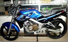 Ninja r warna hijau keluaran 2014. Warna Baru Kawasaki Ninja 150 R Biru Dongker Pertamax7 Com