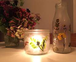 Check spelling or type a new query. 10 Pressed Flower Art Projects