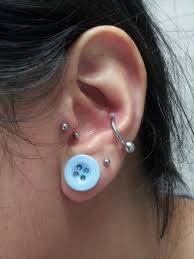How To Remove A Piercing Bump Piercing Bump Nose Piercing Bump Ear Piercings