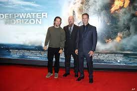 It also honours the victims by not hyperbolising the events that. Deepwater Horizon Star Mark Wahlberg Hopes Movie Honors Victims Voice Of America English