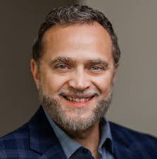 Fresno's faith-based travel firm undergoes daughter-father transition