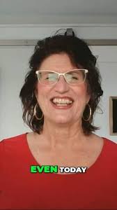 Why is everyone calling Freeport the new Destin? 👀 Because it's got the  charm, the access to the Gulf, and way more breathing room — without the  Destin price tag 💸 Waterfront