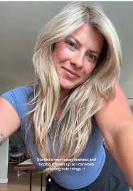 Cute Mom Merch Business: Join the Journey