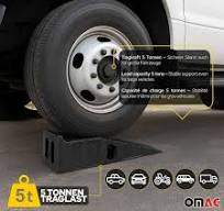 OMAC Auto Accessories Rampa de carro Blocos de nivelamento resistentes |  Calços pretos de pneus de carro estabilização de levantamento de 2 peças |  ...