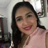 50+ perfiles de «Nayelli»