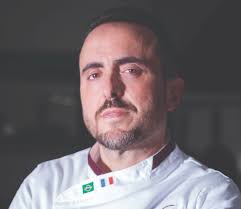 Dono do Paris 6, Isaac Azar comanda o restaurante mais "instagramável" do  país