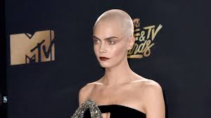 Lista completa de filme in care a jucat cara delevingne. Suss Hier Spielen Jaden Smith Und Cara Delevingne Ein Paar Promiflash De