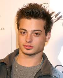 Andrew Lawrence editorial photography. Image of studio