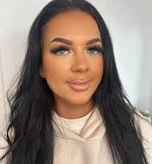 Makeup by Katie Champ (@makeupbykatiechamp) • Instagram photos and videos