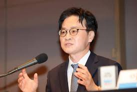 김정관